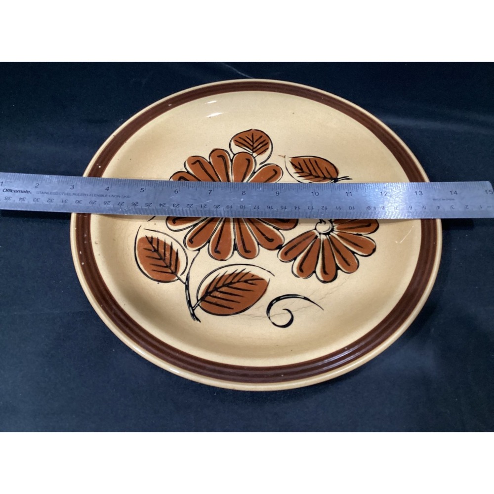 LA MESA Stoneware Daisy Luncheon Salad & Dinner Plate Classic Made In Japan